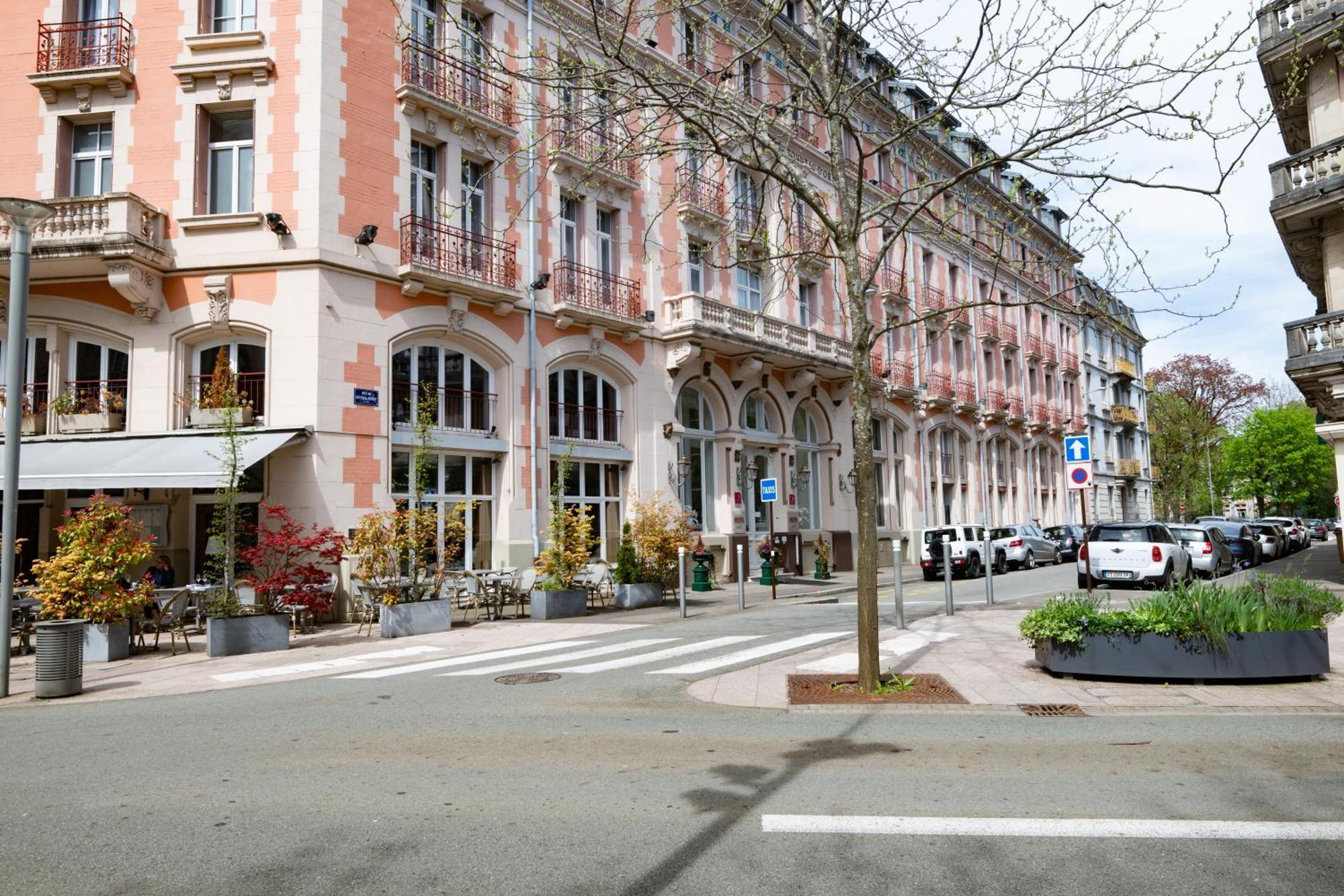 Grand Hotel Du Tonneau D'Or Belfort Εξωτερικό φωτογραφία